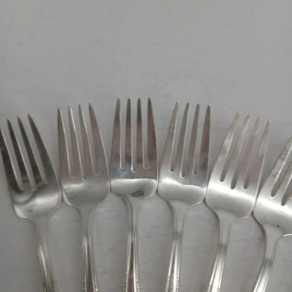 8X SF Harmony House by Wallace Serenade Silverplate Flatware Salad Forks Vtg